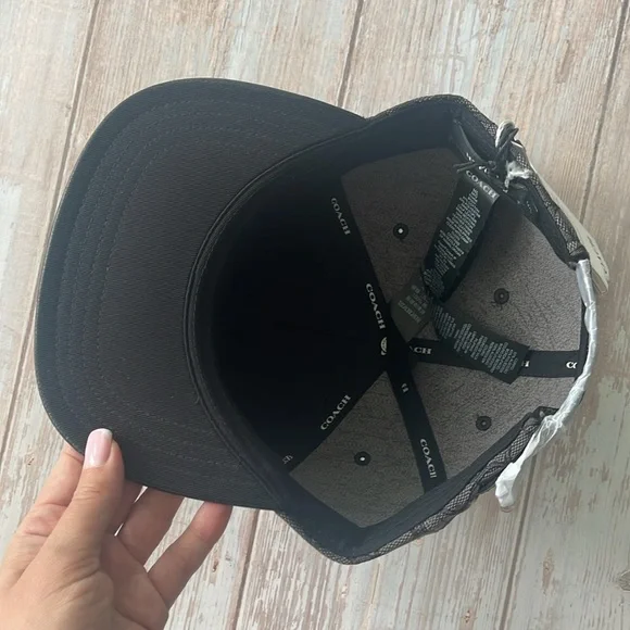 New, Authentic COACH Signature Jacquard Flat Brim Hat Black Signature Canvas
